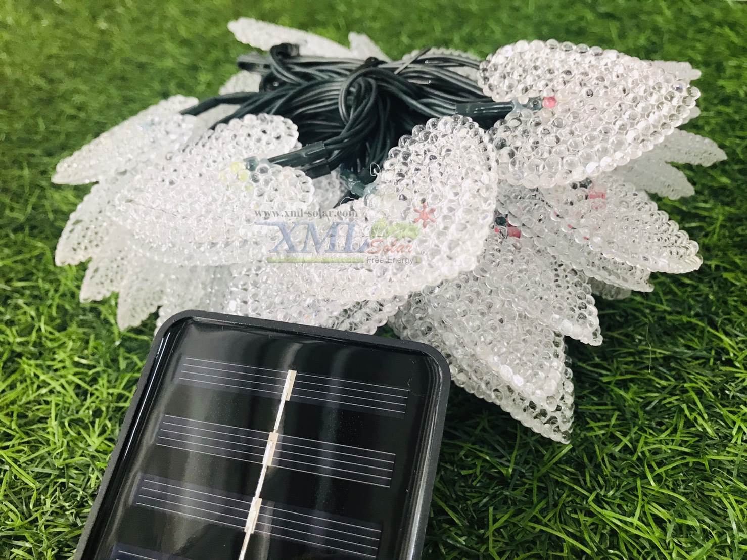 ไฟกระพริบโซล่าเซลล์ ทรงหัวใจ 50 ดวง (เเสง : หลากสี)