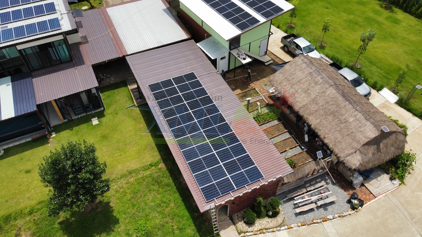 ระบบโซล่าเซลล์ติดหลังคา (Solar Rooftop) ขนาด 5 KW (ON-GRID) Three Phase พร้อมติดตั้ง