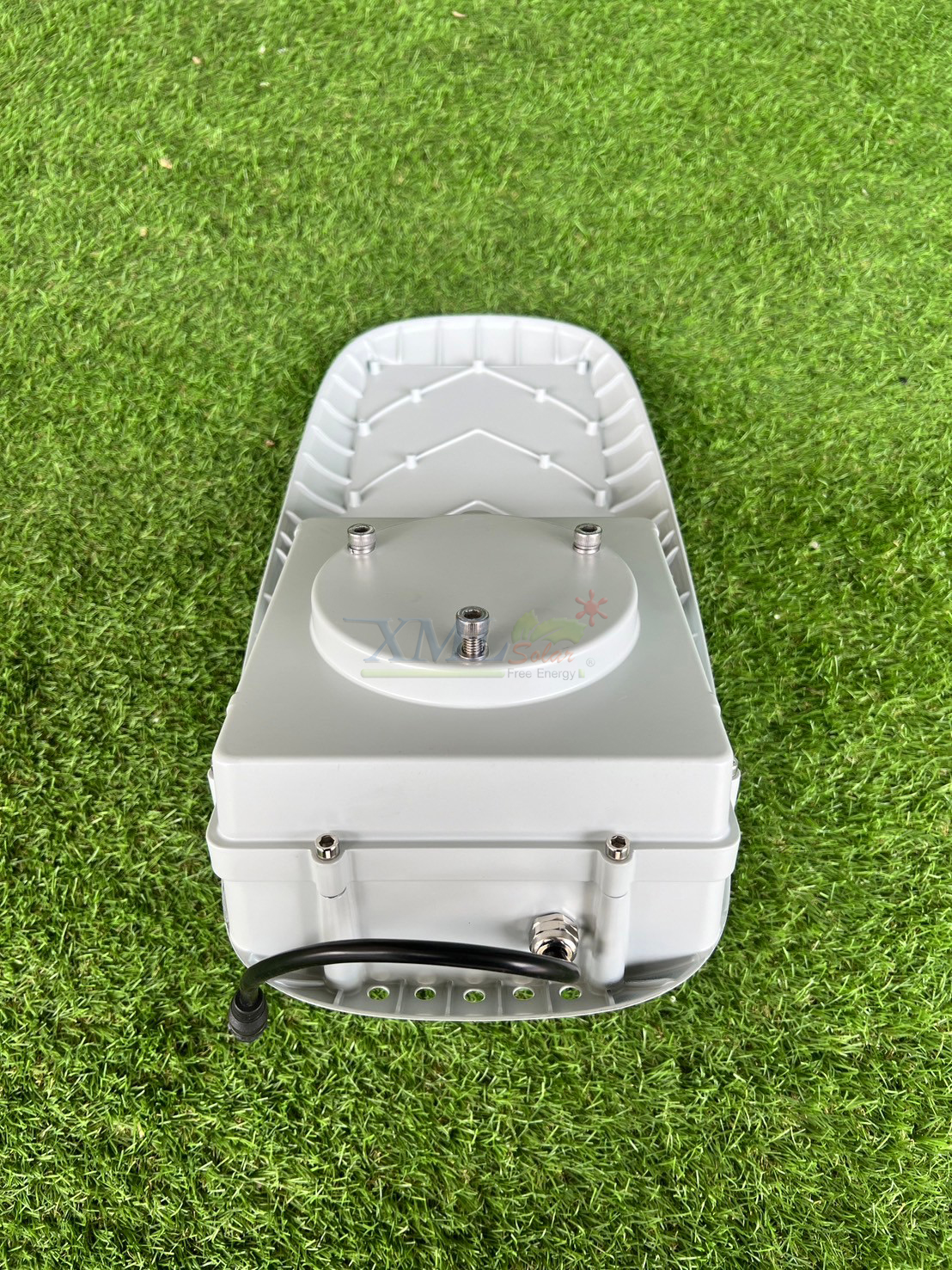 โคมไฟถนนโซล่าเซลล์อัจฉริยะ (รุ่น 6,300Lumens + แผง 80 W) (แสง : ขาว)