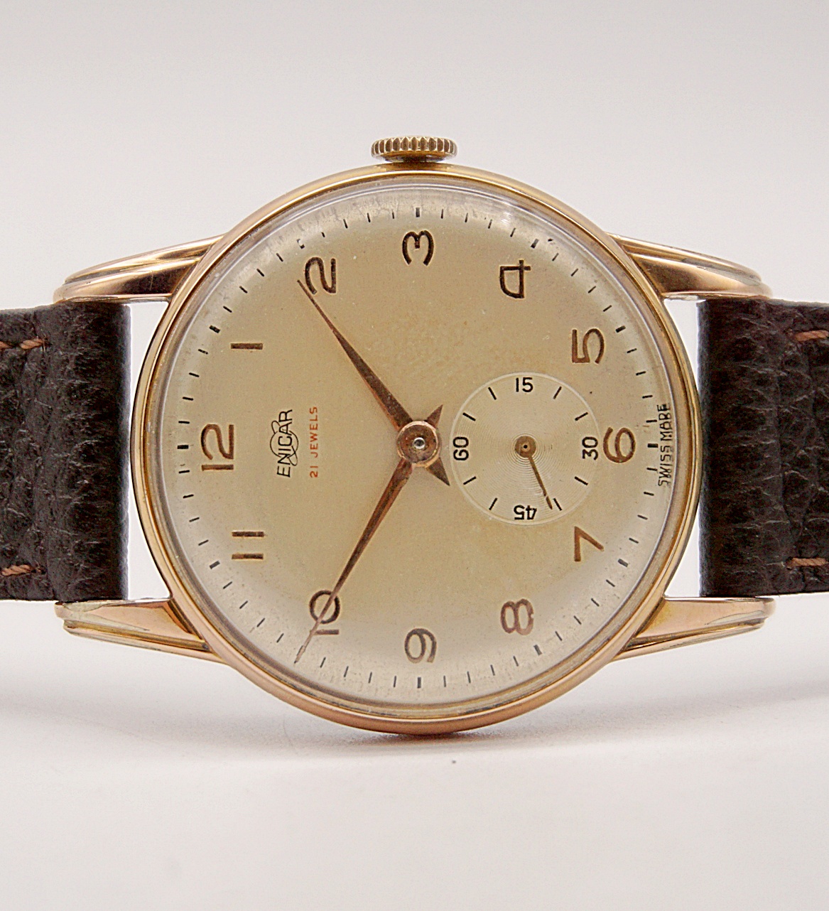 นาฬิกาเก่า ENICAR ไขลานสองเข็มครึ่ง