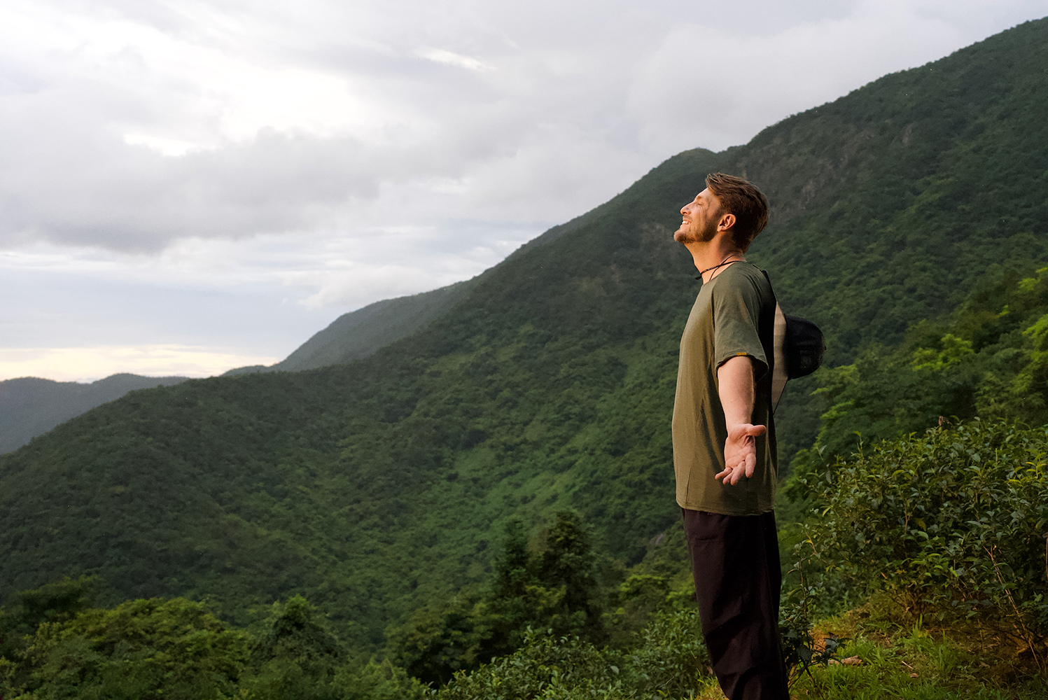 หมวกโซล่าเซลล์ รุ่น POWER HAT