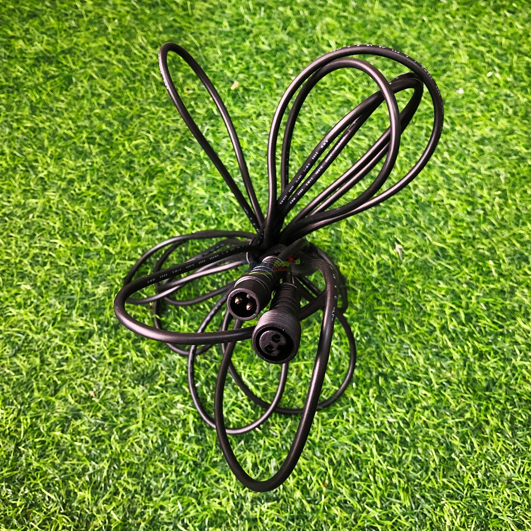 สายขยาย ยาว 5 เมตร สำหรับสปอร์ตไลท์ รุ่น XML-Solar หรือ Modi (หัว 2 เขี้ยว)