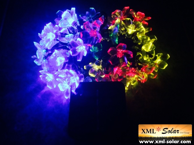 ไฟกระพริบโซล่าเซลล์ รูป ดอกไม้ 50 ดอก (เเสง : ผสม 4 สี)