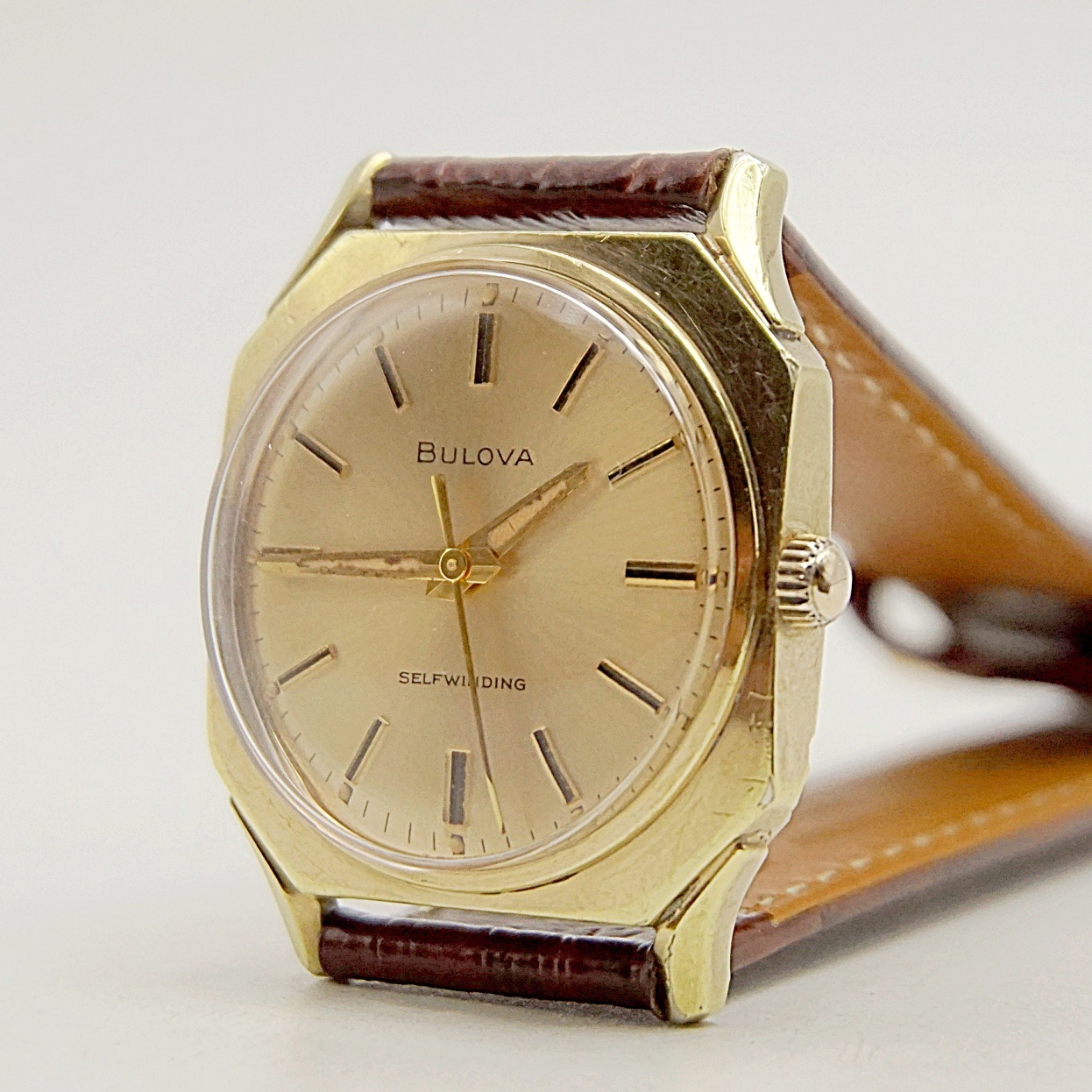 นาฬิกาเก่า BULOVA ออโตเมติก