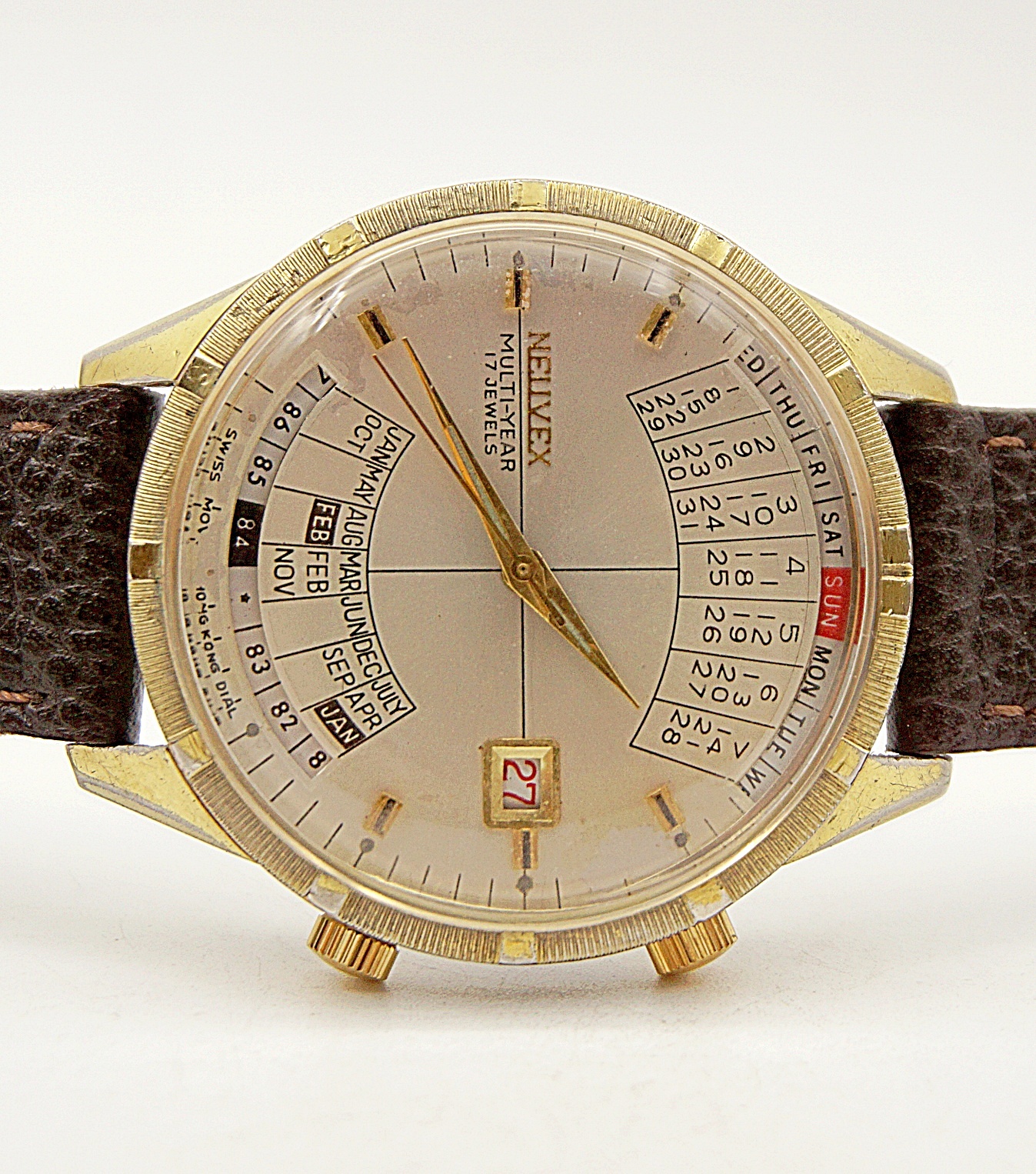 นาฬิกาเก่า NEUVEX ไขลานพร้อมปฎิทิน