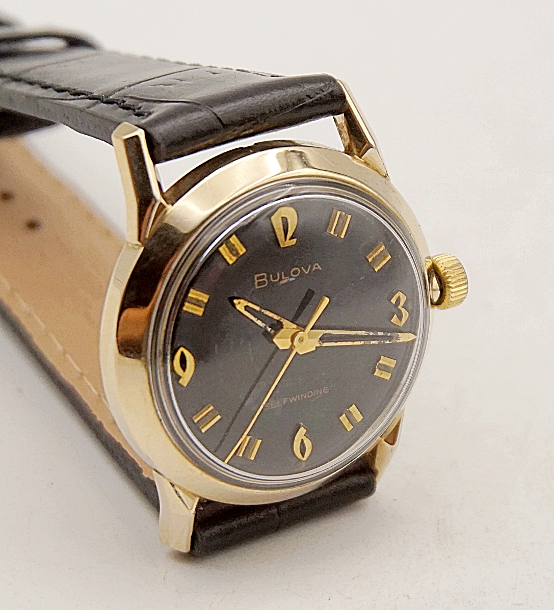 นาฬิกาเก่า BULOVA ออโตเมติก