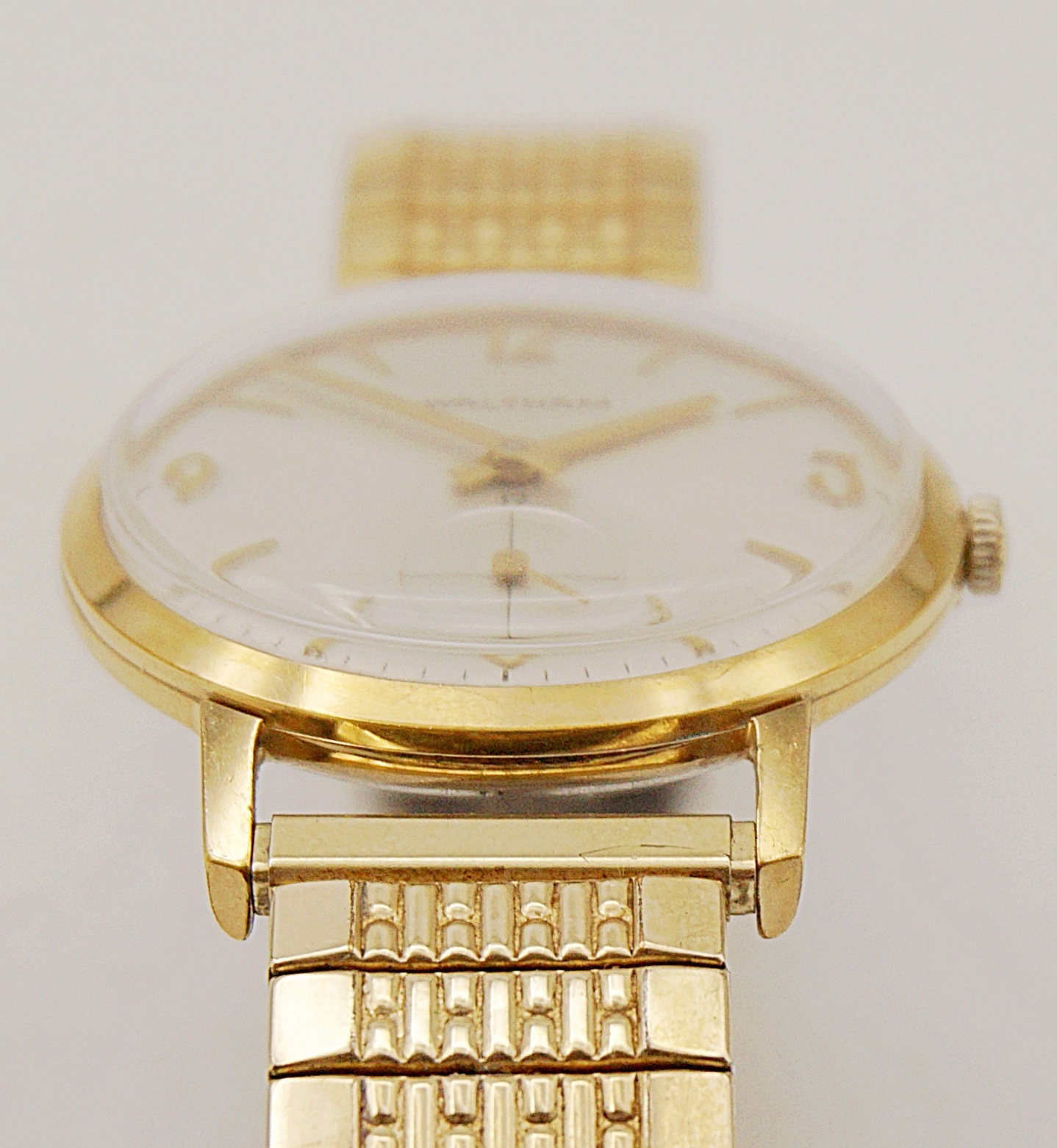 นาฬิกาเก่า WALTHAM ไขลานสองเข็มครึ่ง