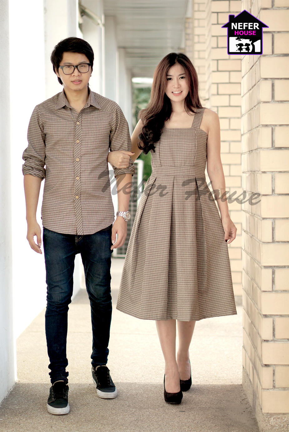 ชุดคู่รักพร้อมส่งโทนสีน้ำตาล