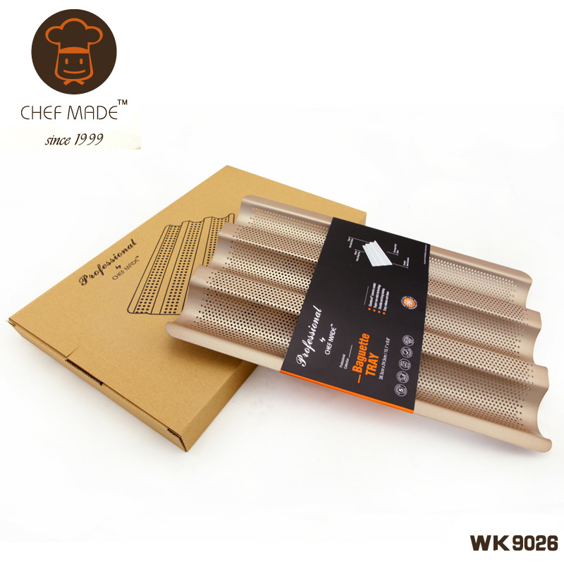 Chef Made แม่พิมพ์ขนมปัง เทฟล่อน สีทอง (Nonstick) 38.5*24.5 cm. (WK9026)