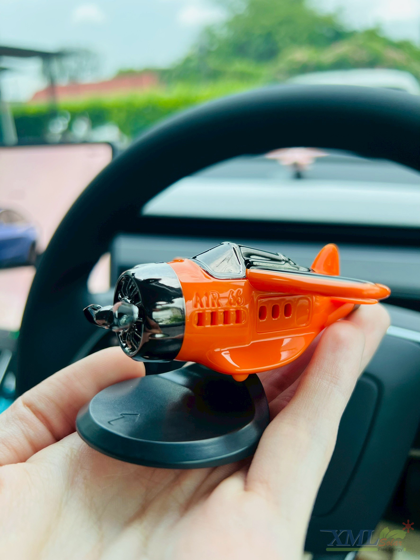 เครื่องบิน ดุ๊กดิ๊กโซล่าเซลล์ รุ่น AIR-66