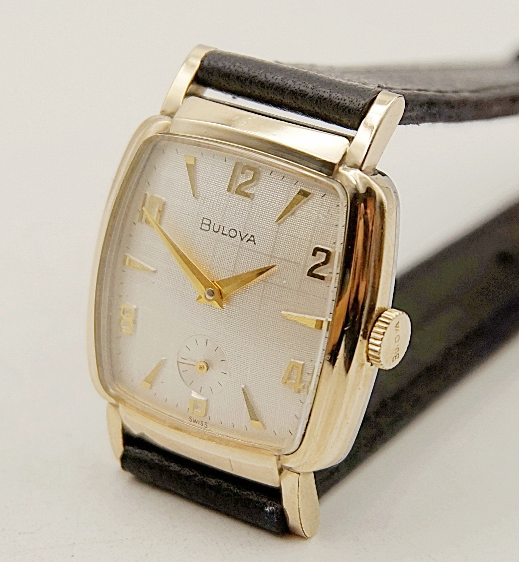 นาฬิกาเก่า BULOVA ไขลานสองเข็มครึ่ง