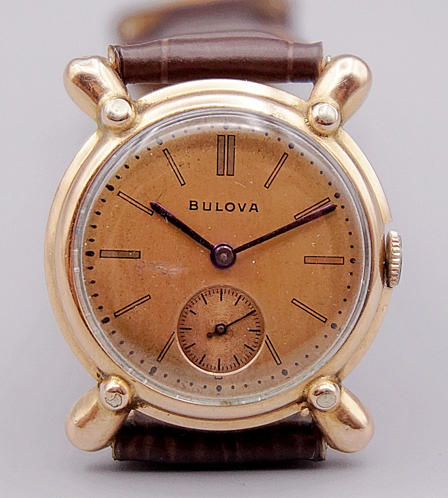 นาฬิกาเก่า BULOVA ไขลานสองเข็มครึ่ง