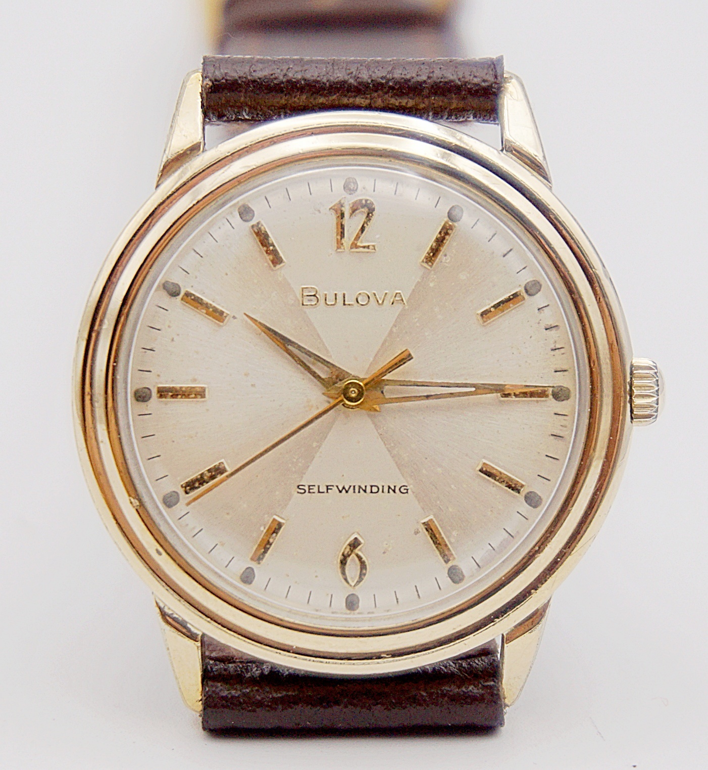 นาฬิกาเก่า BULOVA ออโตเมติก