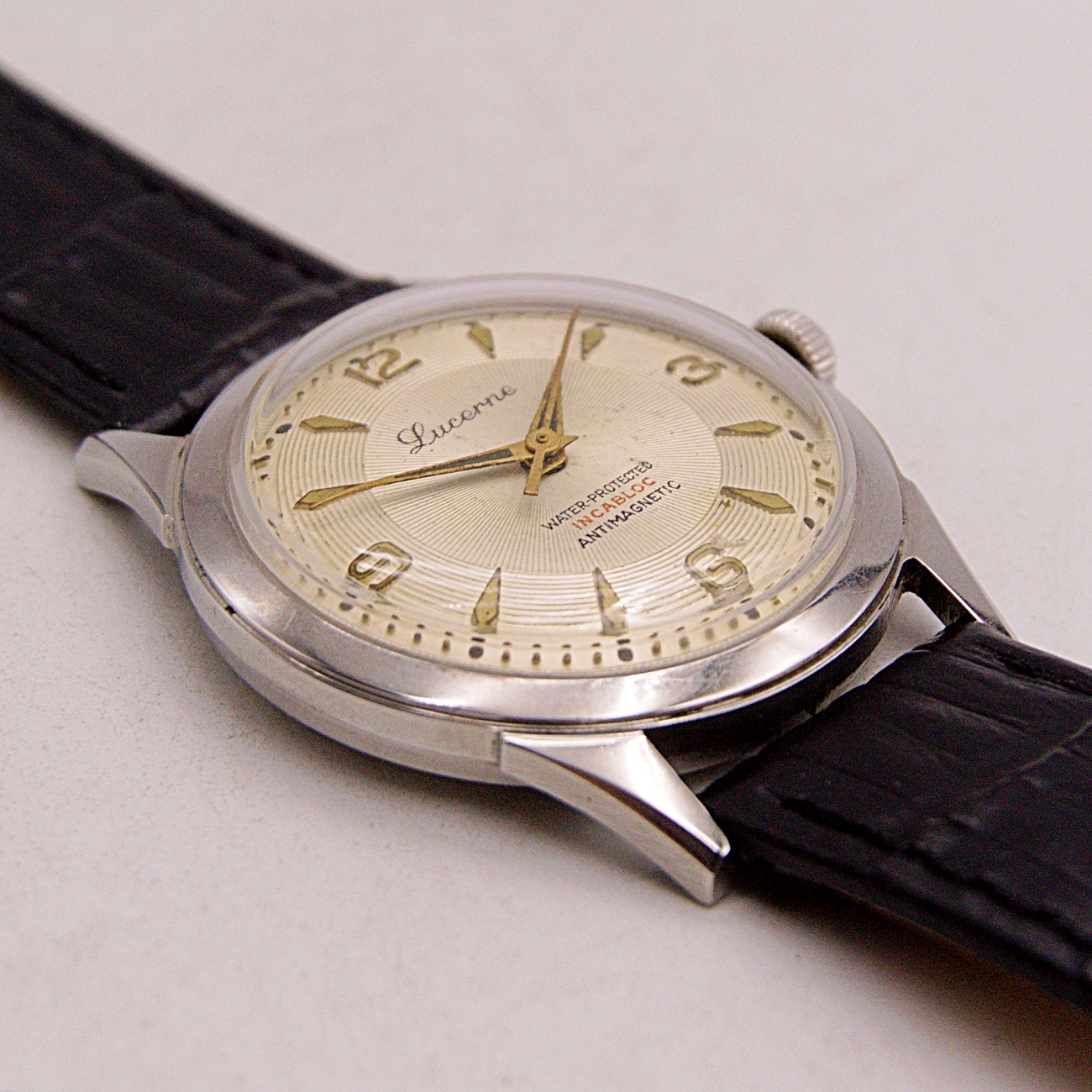 นาฬิกาเก่า LUCERNE ไขลาน