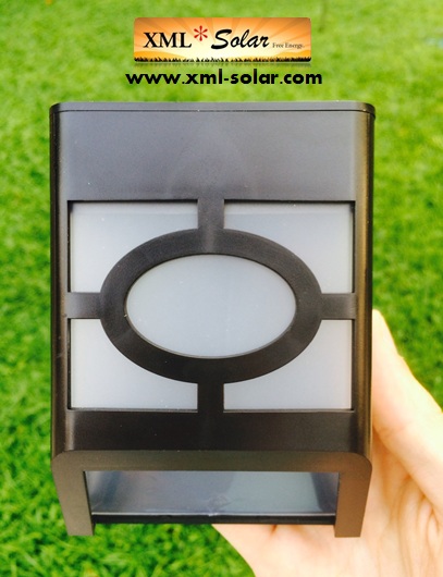 โคมไฟโซล่าเซลล์ ติดผนัง 2 LED ทรง ญี่ปุ่น (เเสง : เหลืองวอมไวท์)