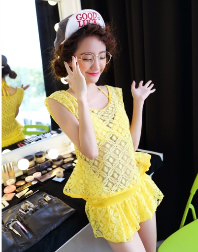 ชุดว่ายน้ำงาน vicki แบบ3ชิ้น มี5สี เหลือง,ขาว,ชมพู,ฟ้า,ม่วง มีไซส์ M,XL ราคาส่ง3 ชิ้นคละแบบได้ทั้งร้าน ชุดละ 890 บาทค่ะ