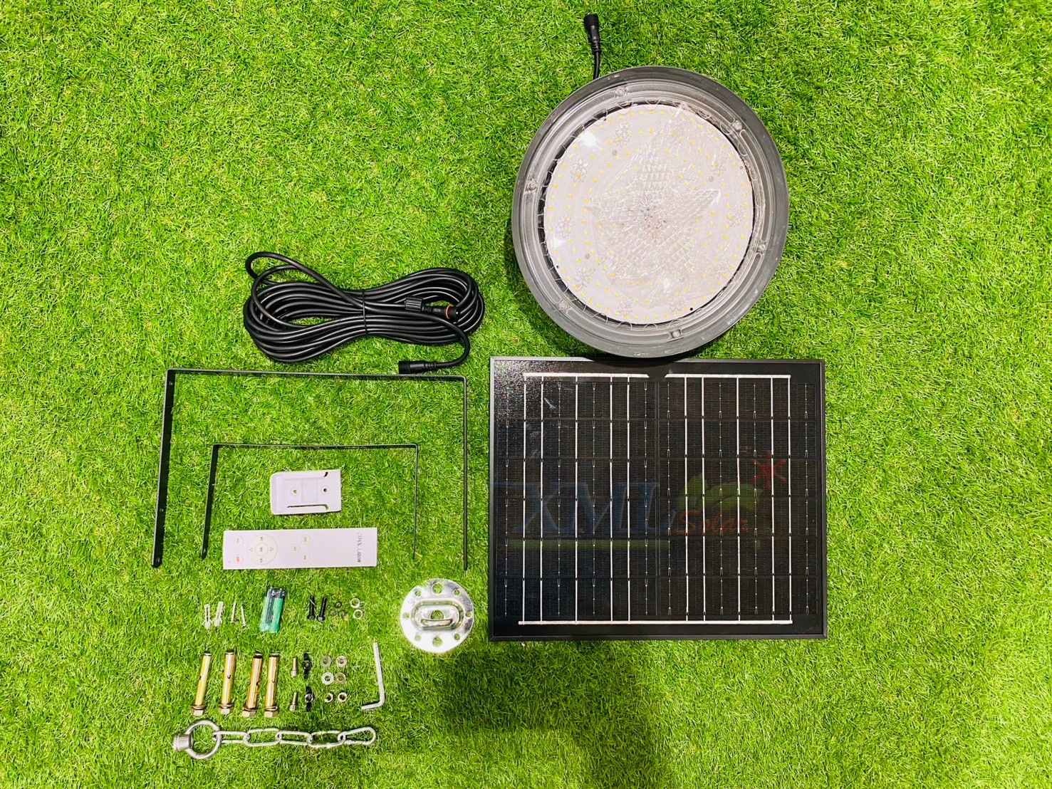 โคมไฟโซล่าเซลล์ ติดเพดาน MD-UFO88 รุ่น B (เปิดได้ 3 แสง)