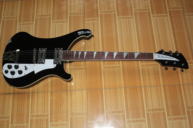RICKEDBACKER guitar