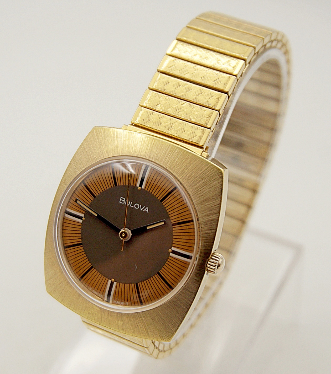 นาฬิกาเก่า BULOVA ไขลาน