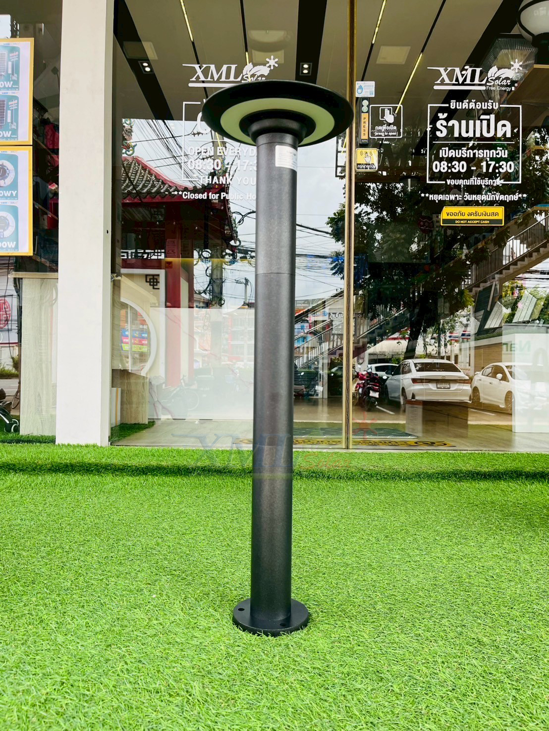 โคมไฟปักสนามโซล่าเซลล์ รุ่น TC-231 (เปิดได้ 2 แสง)