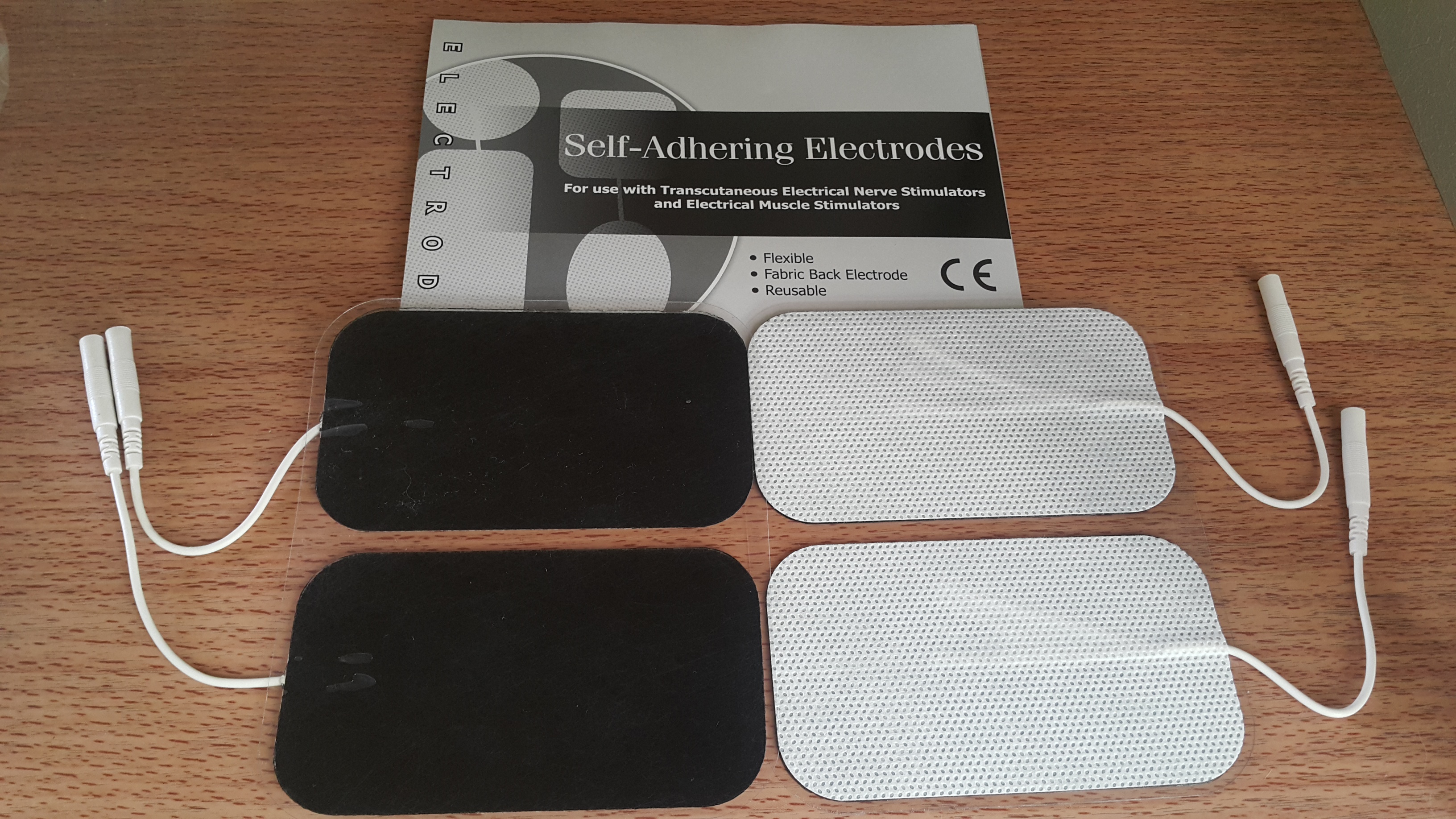 แผ่นอิเล็คโทรด เครื่องกระตุ้นไฟฟ้า electrode pad ขนาด 2 x 3.5 นิ้ว