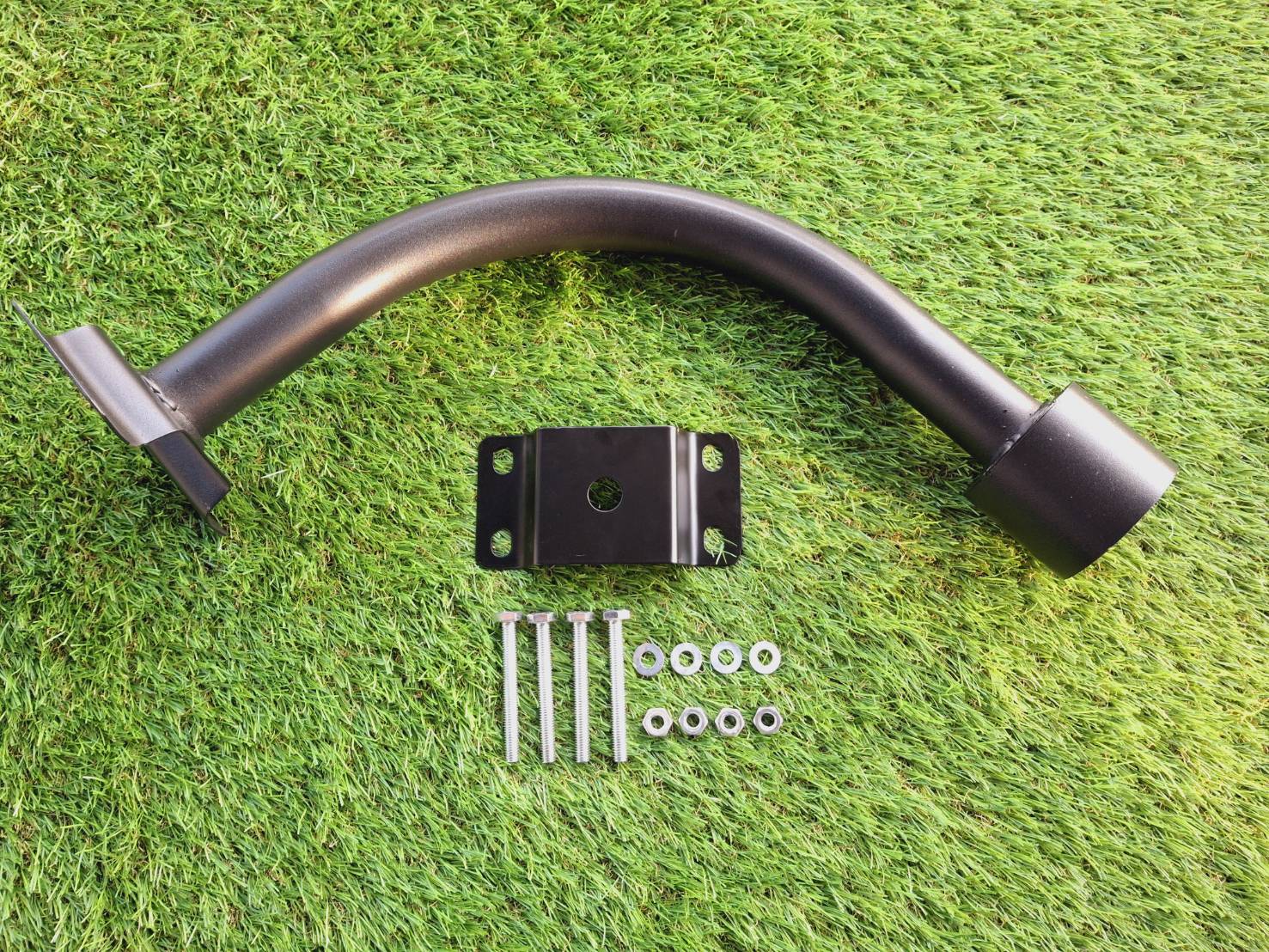 ขายึดโคมไฟ UFO ปลาย 3 นิ้ว แบบโค้ง (มีรอยขูดขีด)