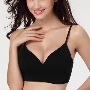สปอร์ตบราสำหรับคนทำหน้าอก ไม่มีโครง ตะขอหลัง ผ้านิ่มใส่สบาย มี 5 สี ดำ เนื้อ โอรส ม่วง น้ำเงิน size M, L ราคาส่ง 3 ชิ้นคละแบบได้ ราคาตัวละ 230 บาท