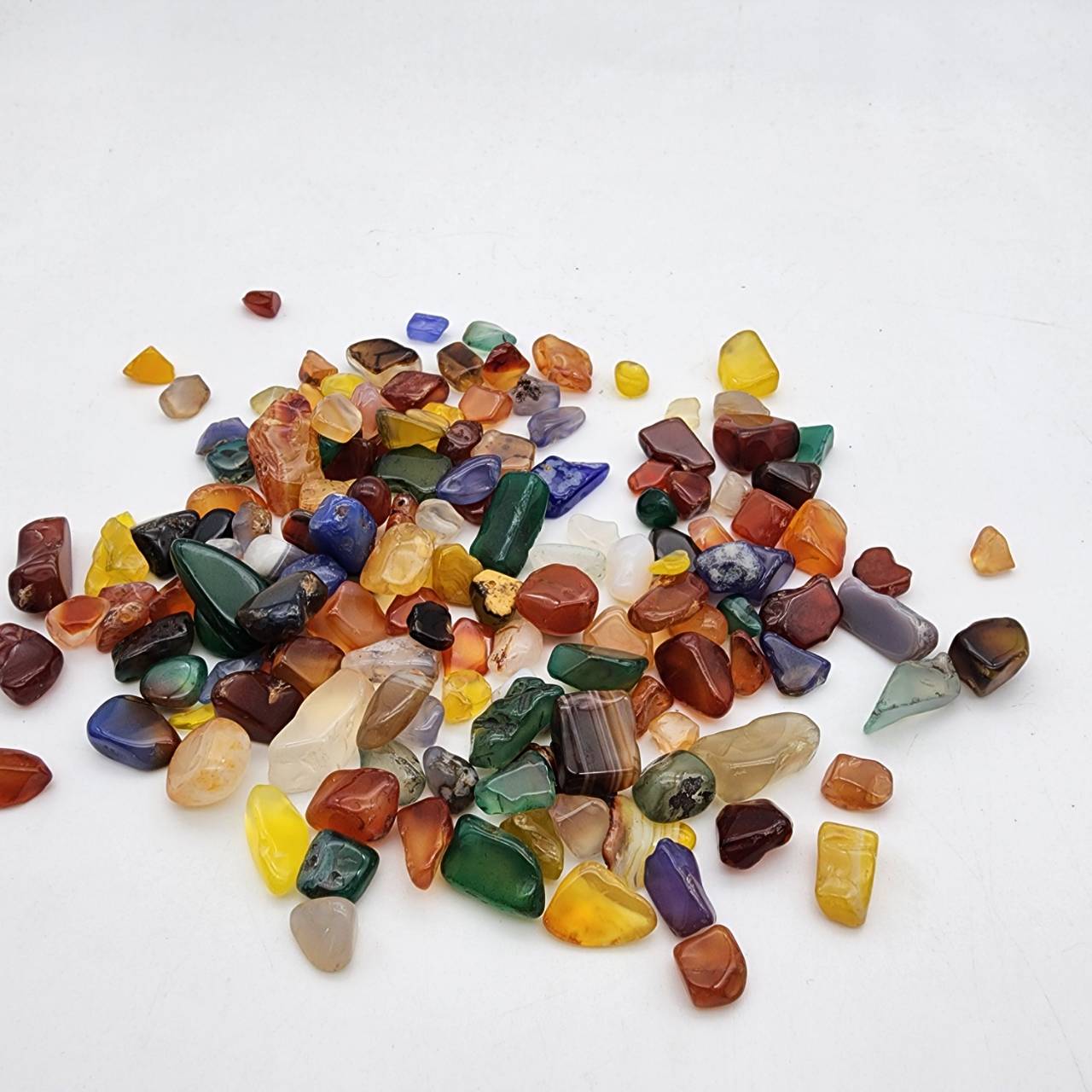 หินหยก มณีใต้น้ำ ขนาด 8มิล-14มิล ผสมกัน สีสวย ไม่แตกหัก 200กรัม / 1ถุง