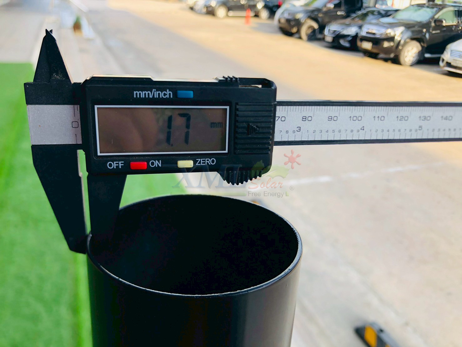 เสาไฟสนาม สีดำ สูง 6 เมตร (ปลาย 3 นิ้ว)