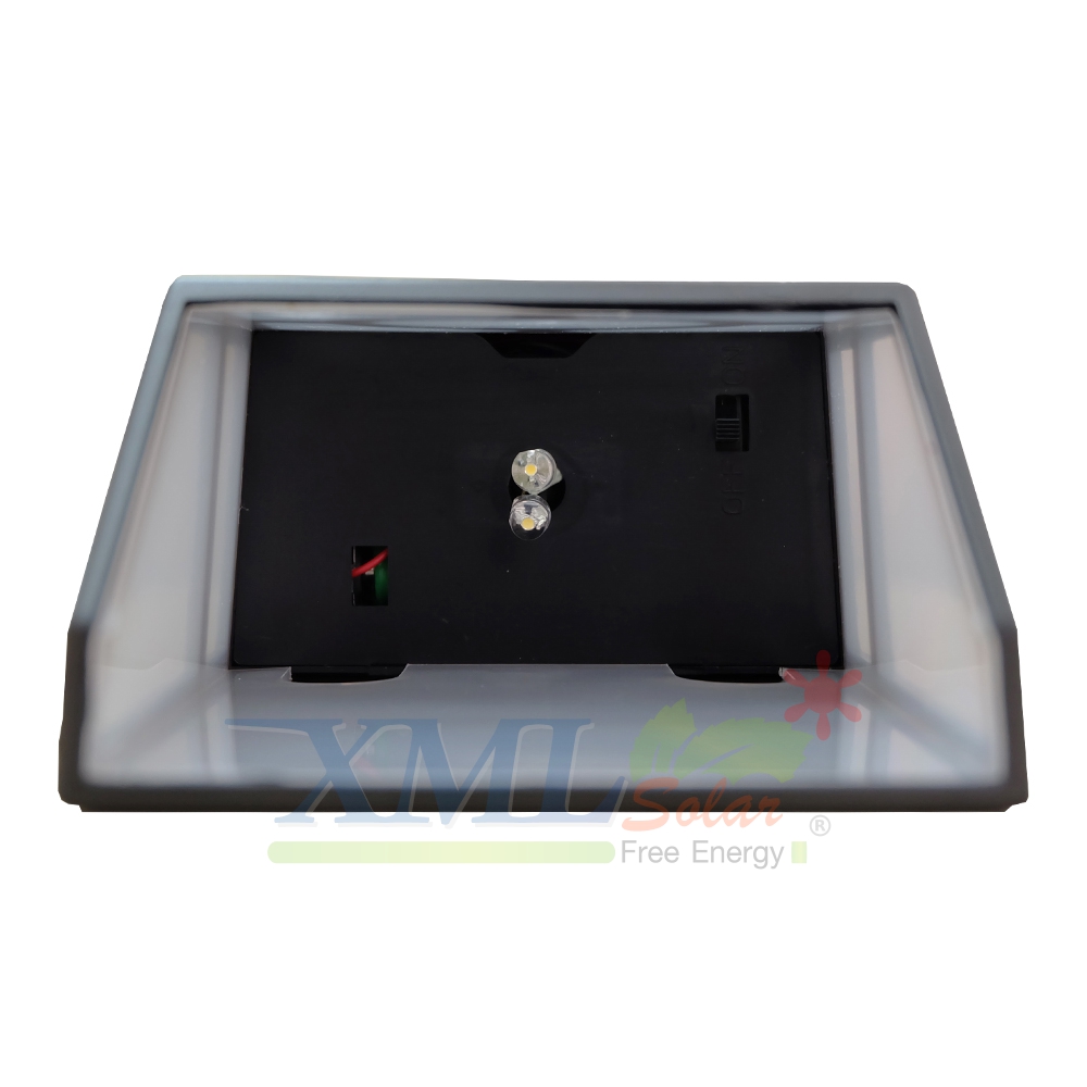 โคมไฟโซล่าเซลล์ ติดผนัง 2 LED ทรง ญี่ปุ่น (เเสง : เหลืองวอมไวท์)