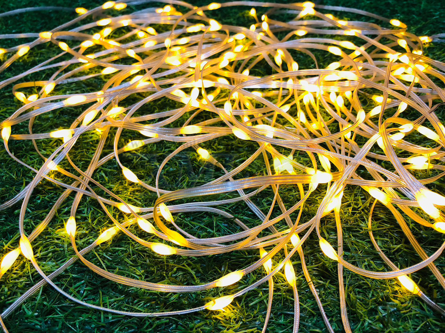 ไฟกระพริบโซล่าเซลล์ รุ่นใหม่สายขาว ยาว 20 เมตร (เเสง : เหลืองเข้ม)