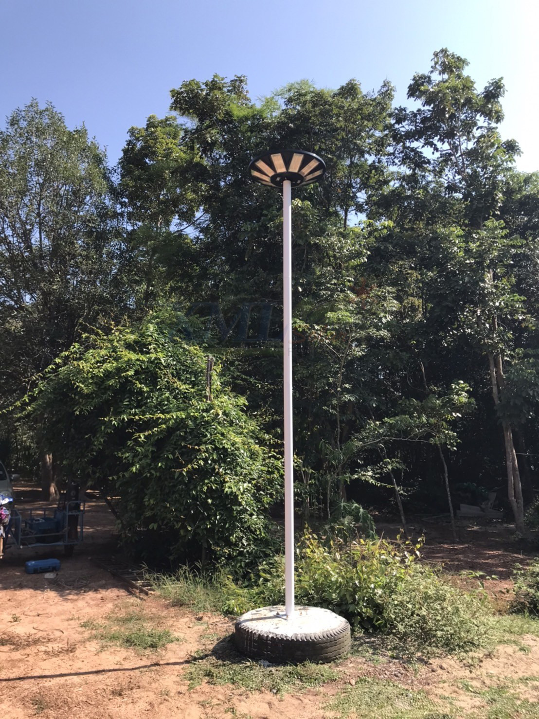 โคมไฟโซล่าเซลล์ UFO ทรงกลม (ขนาดใหญ่สุด 75 ซม.) (เปิดได้ 3 แสง) รุ่น MD-SLT38-500W