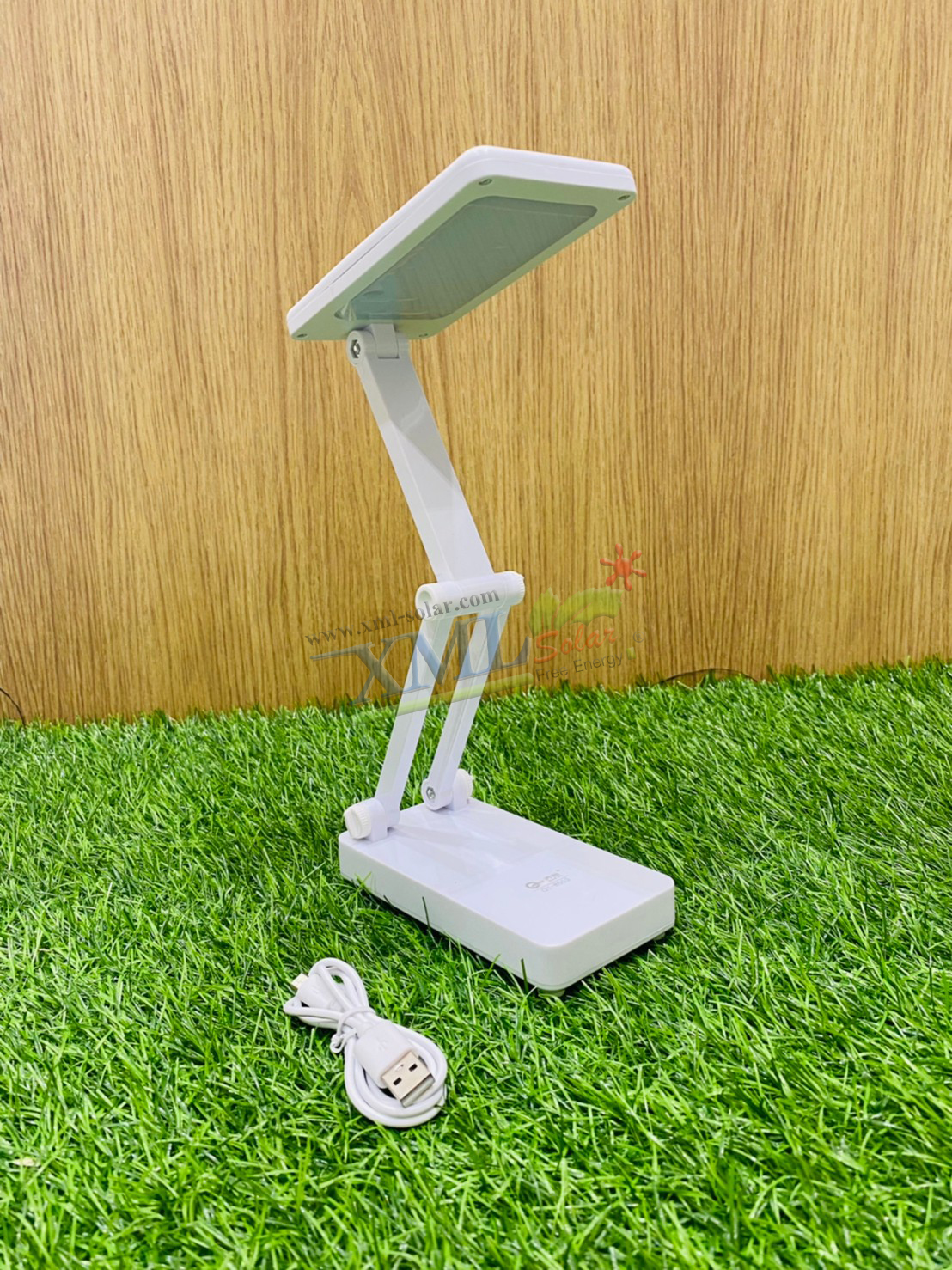 โคมไฟตั้งโต๊ะโซล่าเซลล์ 30 Super LED รุ่นใหม่ 2023 (แสง : คูลไวท์)