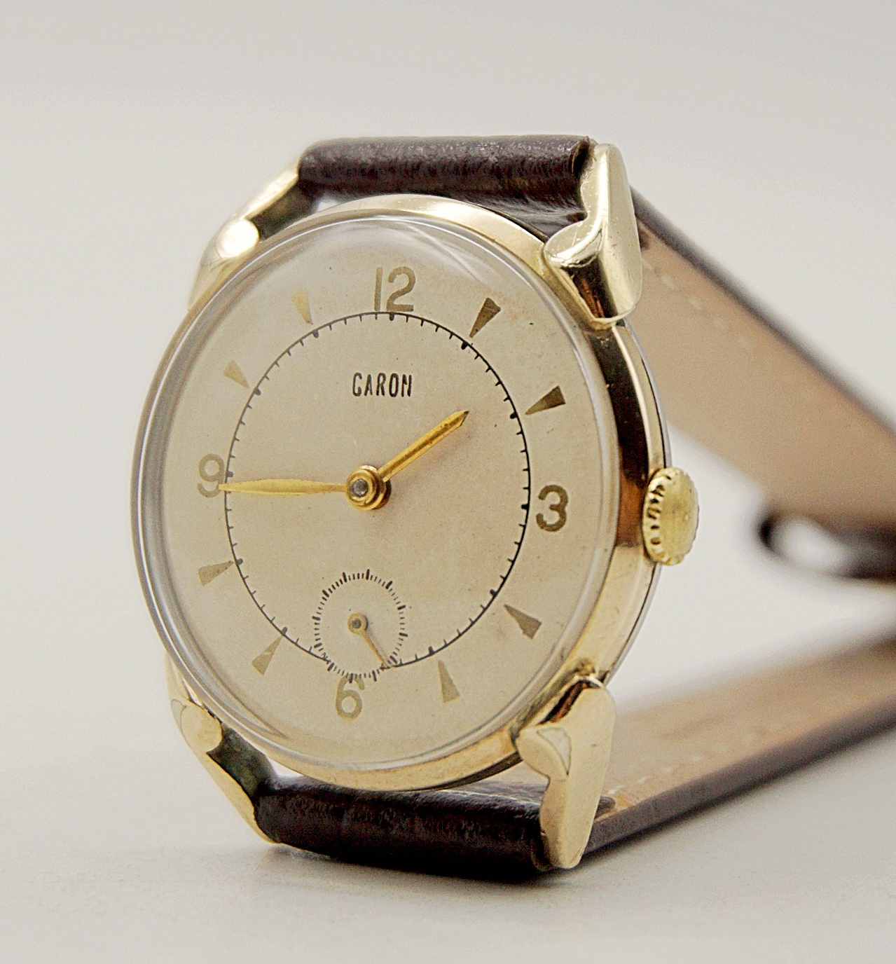 นาฬิกาเก่า GARON ไขลานสองเข็มครึ่ง