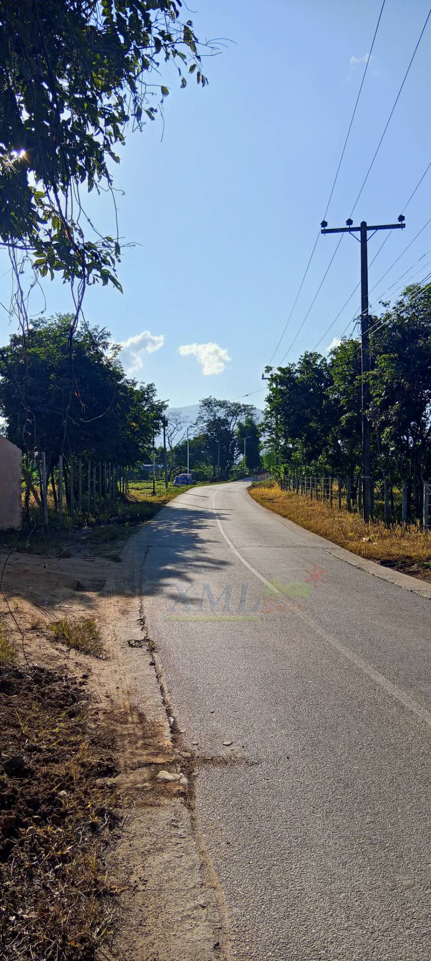 โคมไฟถนนโซล่าเซลล์ 600W รุ่น MD-SLT30-600W (แสง : ขาว)