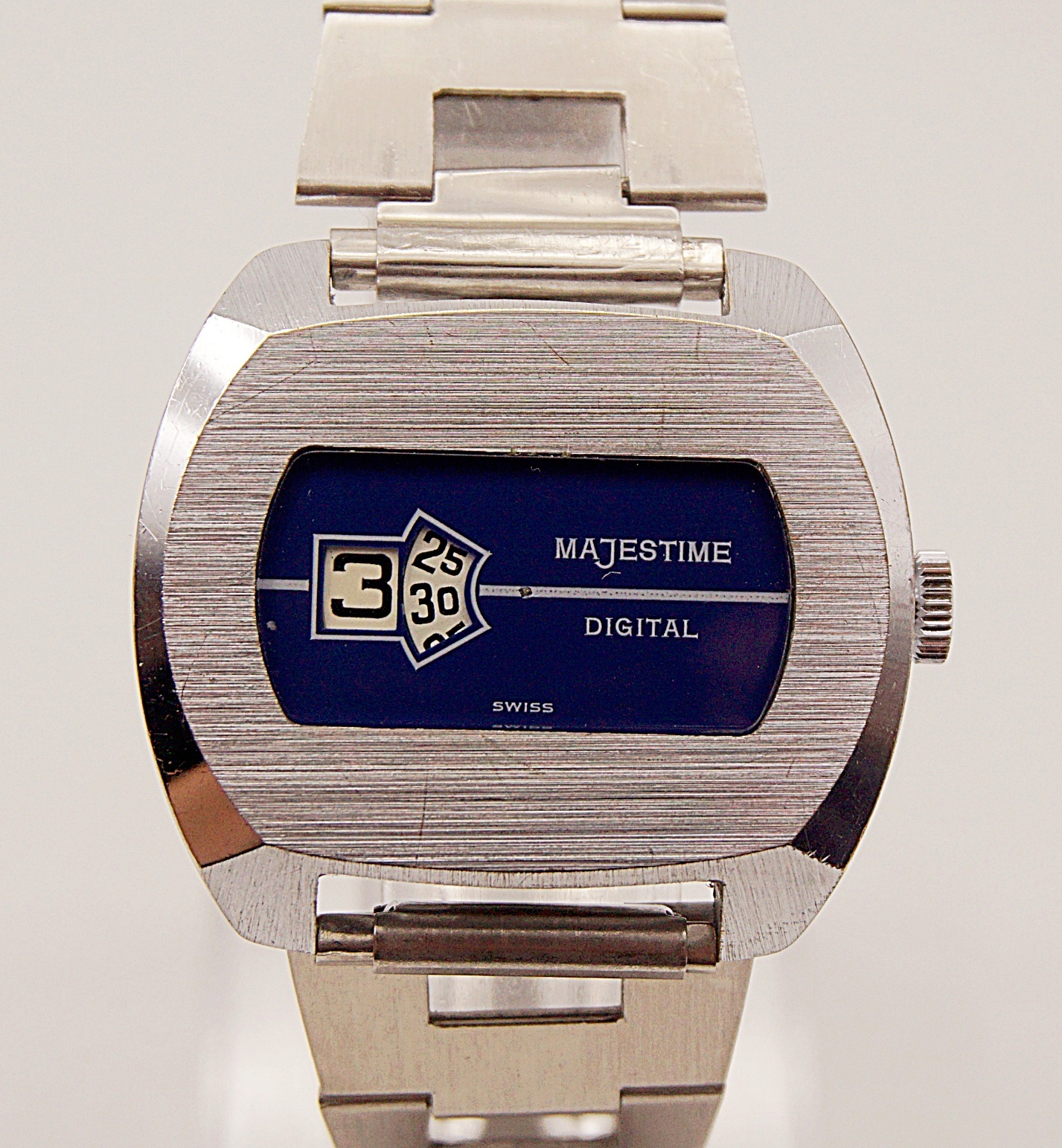 นาฬิกาเก่า MAJESTIME ไขลาน (JUMP HOUR)