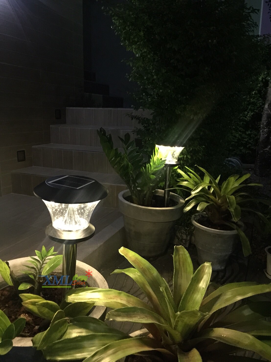 ไฟปักสนามโซล่าเซลล์ 8 Super SMD LED (แบบกลม) สูง 80 ซม. (เเสง : เหลืองวอมไวท์)