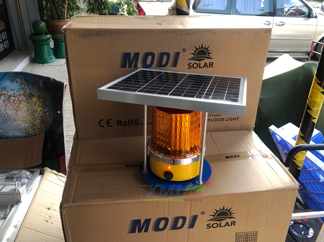 ไฟไซเรนพลังงานแสงอาทิตย์ (แสง : สีเหลือง) 10 watt