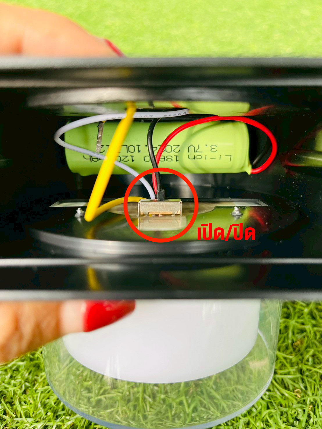 โคมไฟติดผนังโซล่าเซลล์ รุ่น XML-LSXML-168A