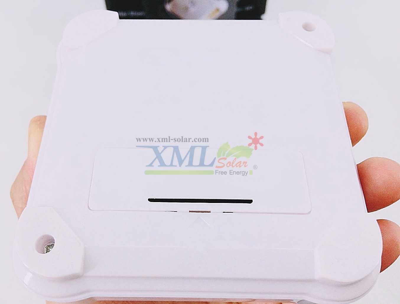 ตัวหมุนโชว์อเนกประสงค์ โซล่าเซลล์ ทรง classic (สี:ขาว)