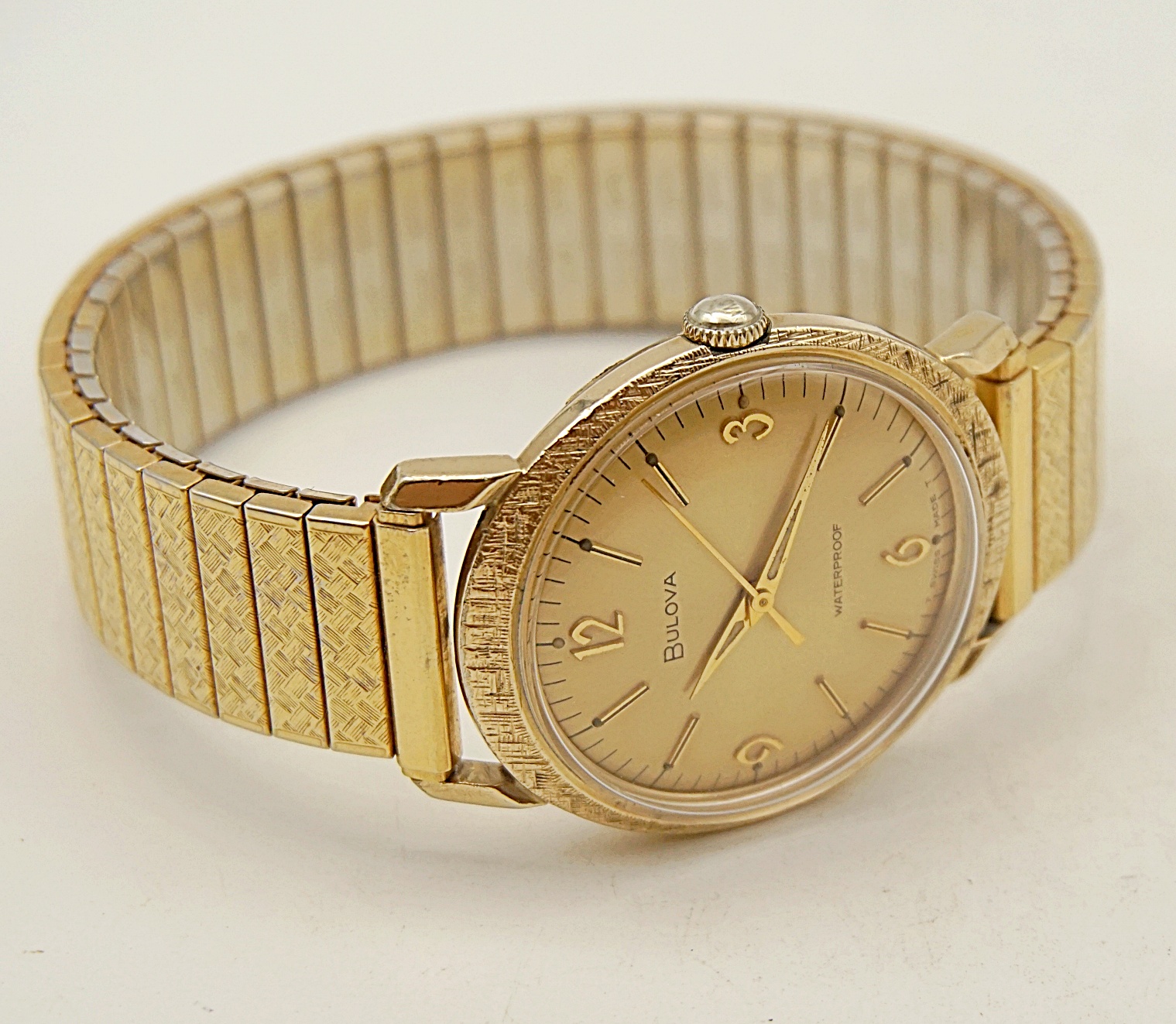 นาฬิกาเก่า BULOVA ไขลาน