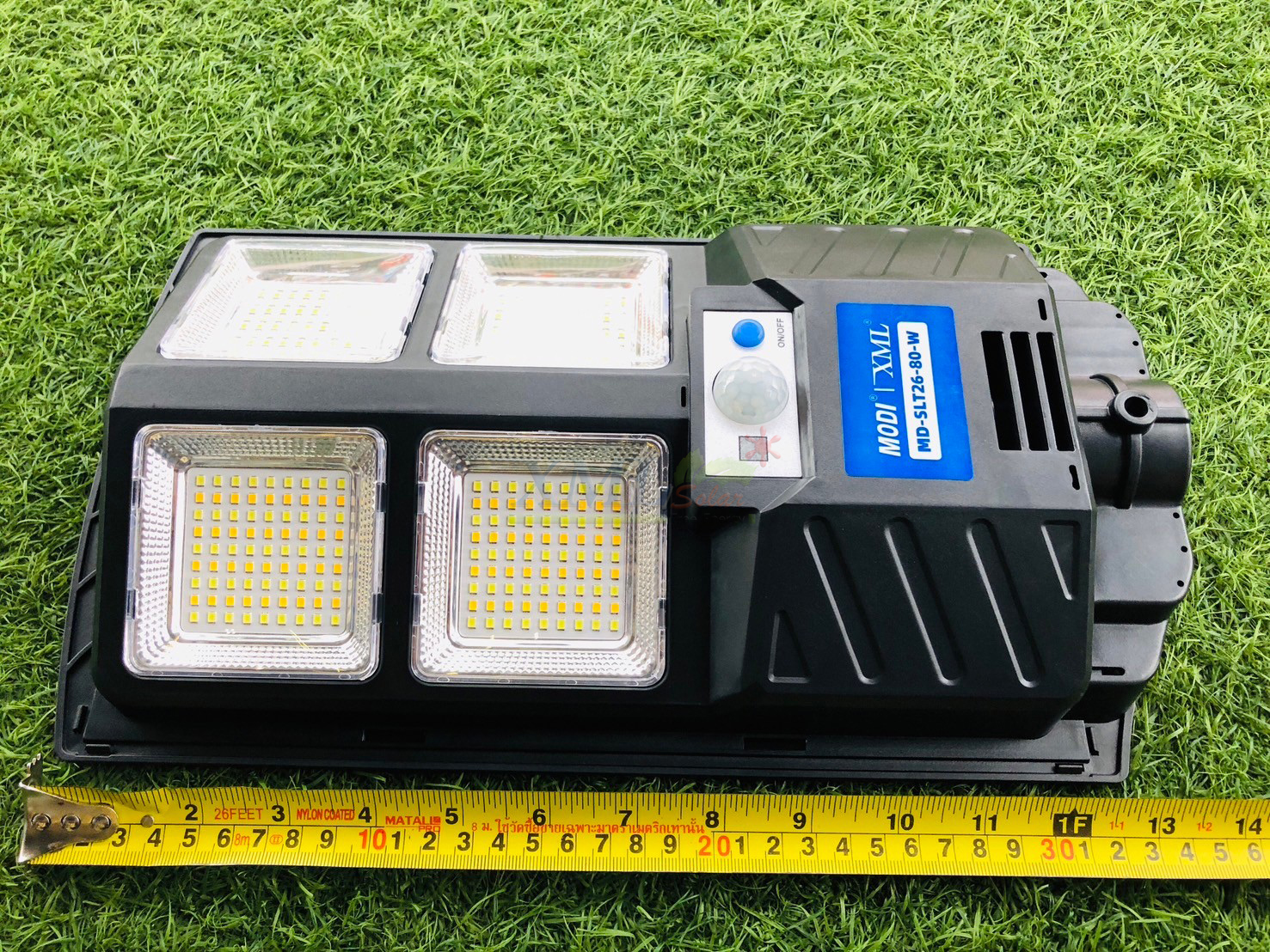 โคมไฟถนนโซล่าเซลล์ 80W รุ่น MD-SLT26-80W (เปิดได้ 3 แสง)