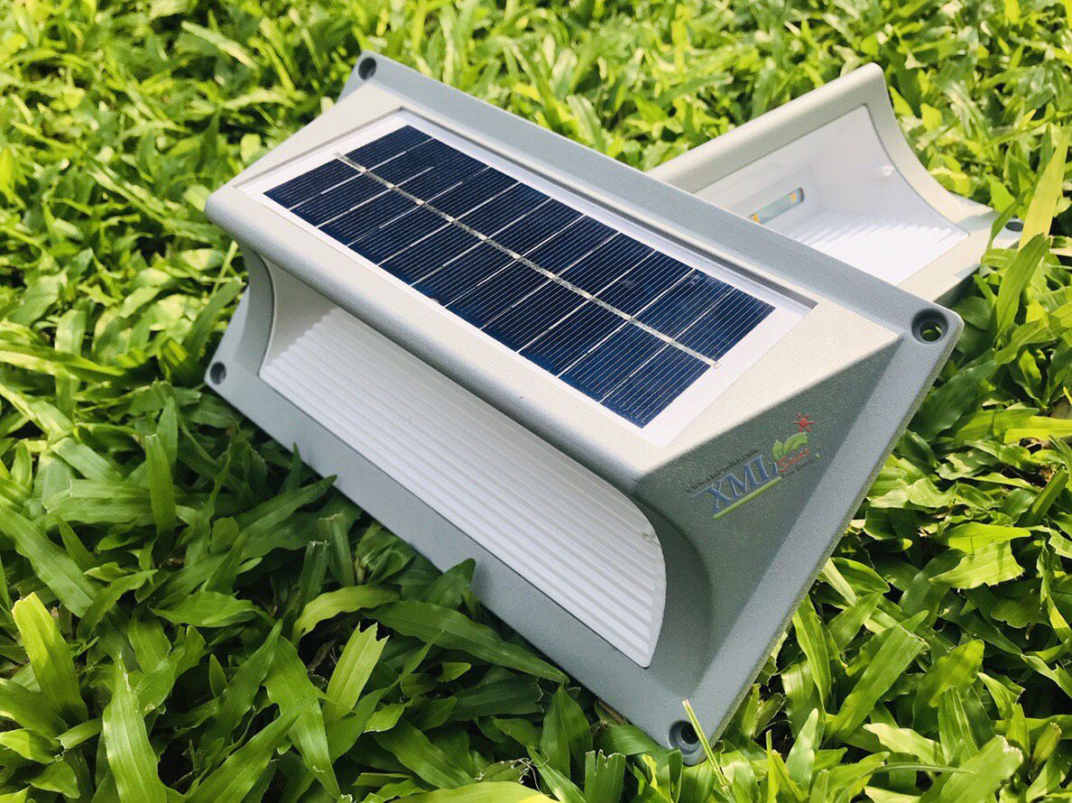 ไฟบันไดโซล่าเซลล์ ทรงสี่เหลี่ยม 5 SMD LED