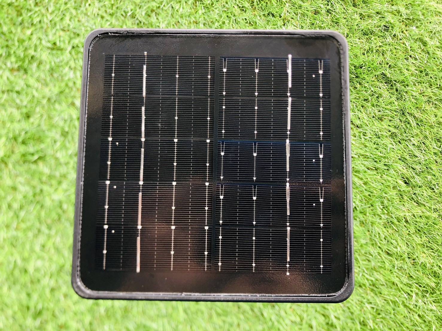 โคมไฟติดผนังโซล่าเซลล์ หลอดไส้ รุ่น TB-283 (แสง : เหลืองวอมไวท์)