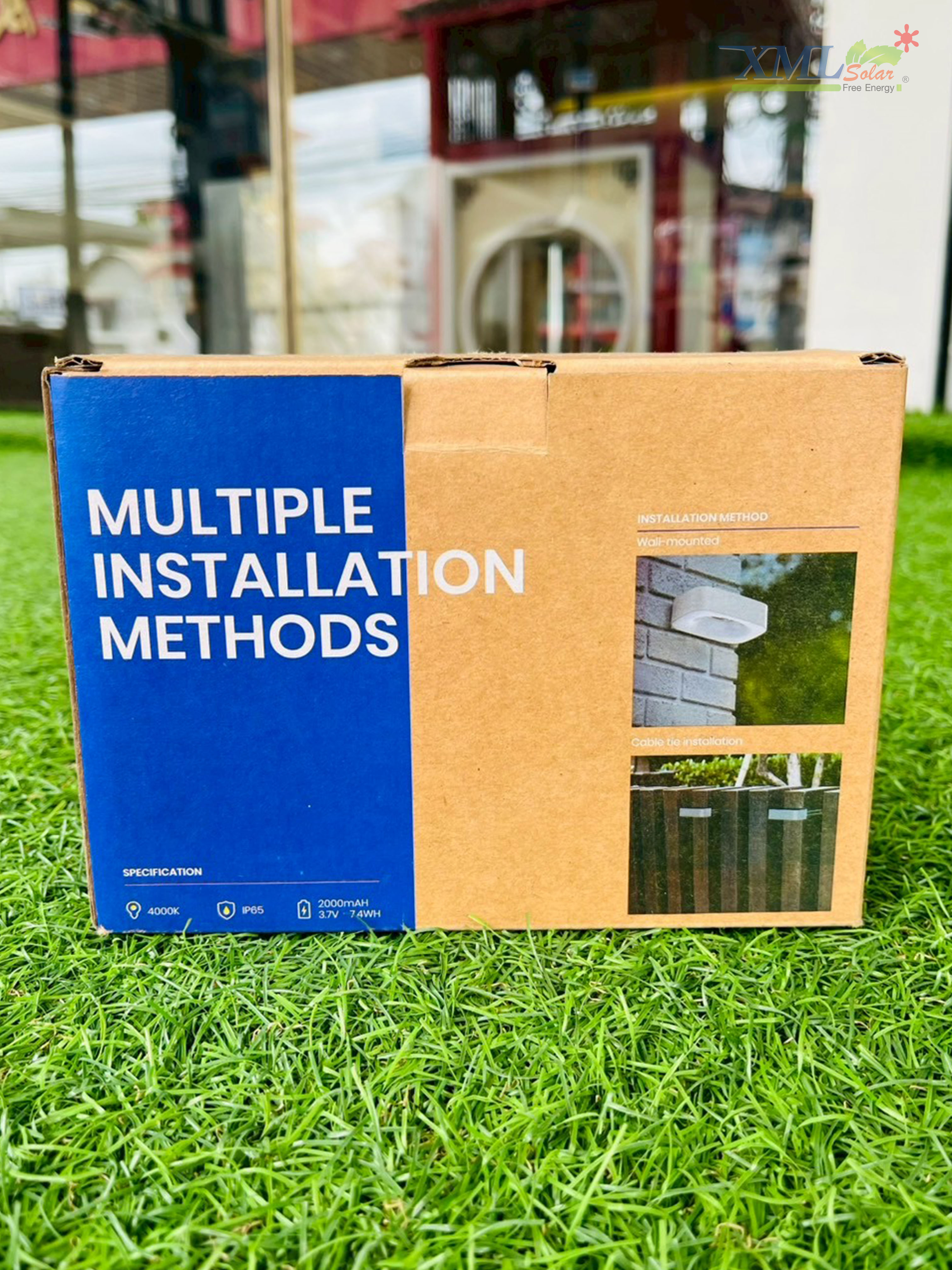 โคมไฟติดผนังโซล่าเซลล์ รุ่น LSXML-243 (เเสง : คลูไวท์)