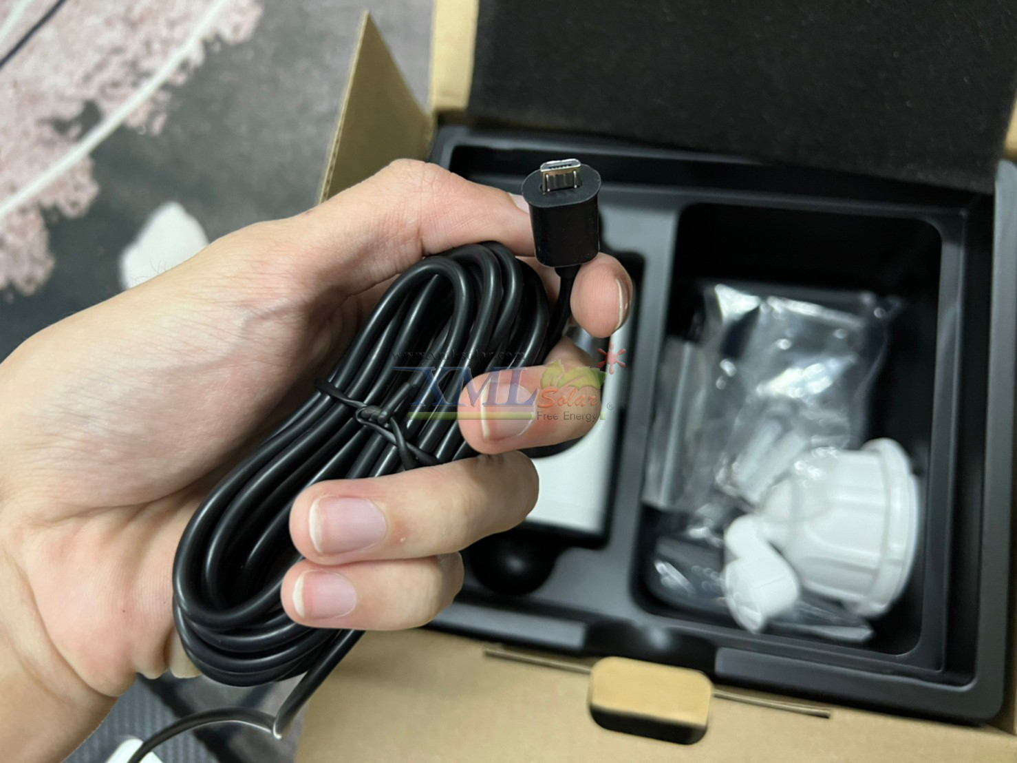 กล้องวงจรปิดโซล่าเซลล์ MODI XML ระบบ Wifi (1080P) Model 1