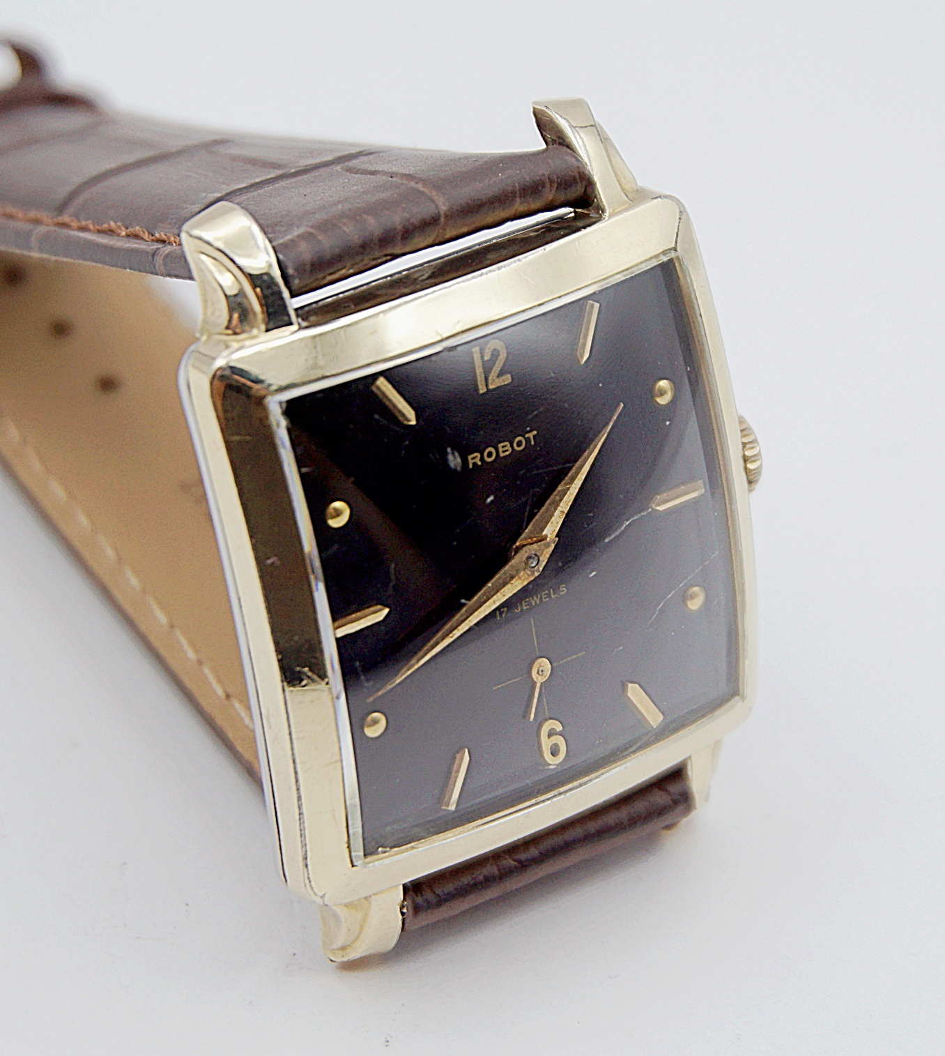นาฬิกาเก่า ROBOT ไขลาน