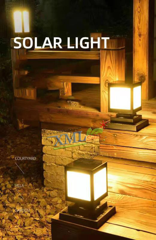 โคมไฟหัวเสาโซล่าเซลล์ ทรงสี่เหลี่ยมยกสูง (แสง : เหลืองวอมไวท์)