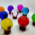 ลุกแก้ว 6ซม. ( 2.5นิ้ว ) คริสตัลใสแท้ไม่ลอก ลูกกลมมาตรฐาน มีหลายสีให้เลือก บูชา ตกแต่ง