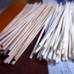 ก้านหวาย 3.5mm ยาว 10 นิ้ว 30 ก้าน สีฟอกขาว